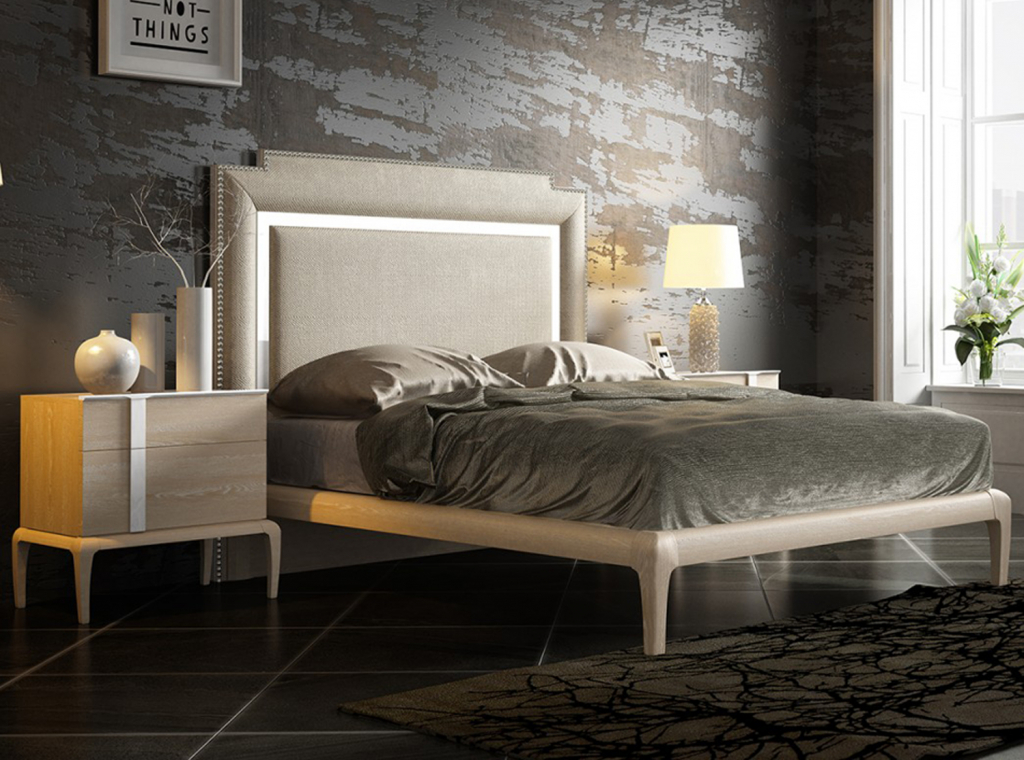 Кровать 605 Chippendale (180x200) кремовая с дубом без ящика для белья